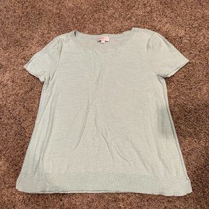 **VERY NICE** Ann Taylor LOFT Outlet Short Sleeve Top/Blouse--SMALL--Light Green